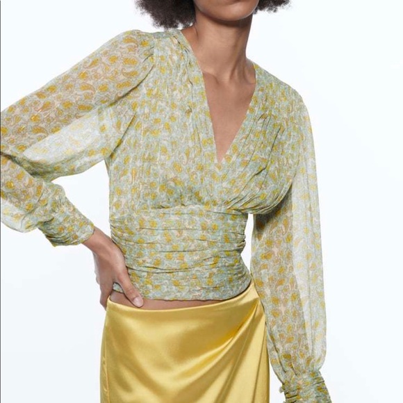 ZARA sophisticated blouse long sleeves - Picture 5 of 8